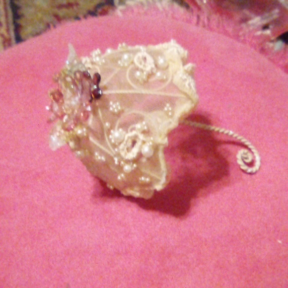 NWT, NWOT 5 Pc. Set Victorian, Metal, Plastic, Glass Christmas Ornaments - Picture 6 of 6